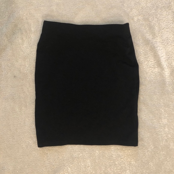 Talula Mini Pencil Skirt Size XXS - Picture 3 of 4